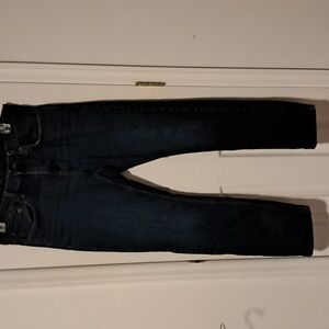 Jeans. Old Navy. Straight leg 34x 32